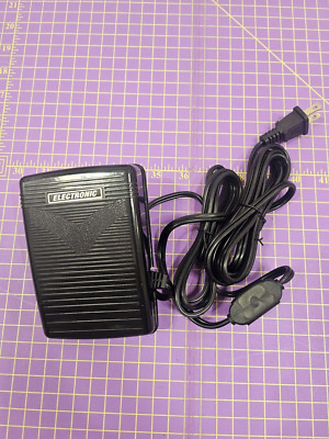 New manufactured Singer Featherweight 221, 222 foot pedal   110 Volts
