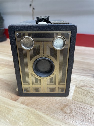 Kodak Brownie Jr Six-20 Box Camera Vintage Art Deco Style | eBay