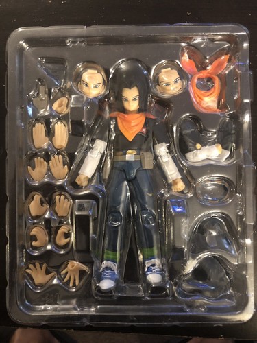 SH Figuarts Android 17 and Android 18