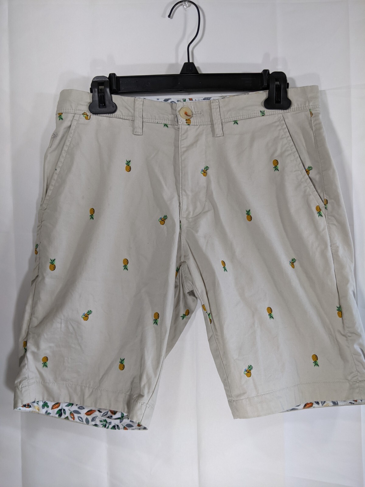 Denim & Flower Shorts Men Size 29 Khaki Pineapple Print Flat