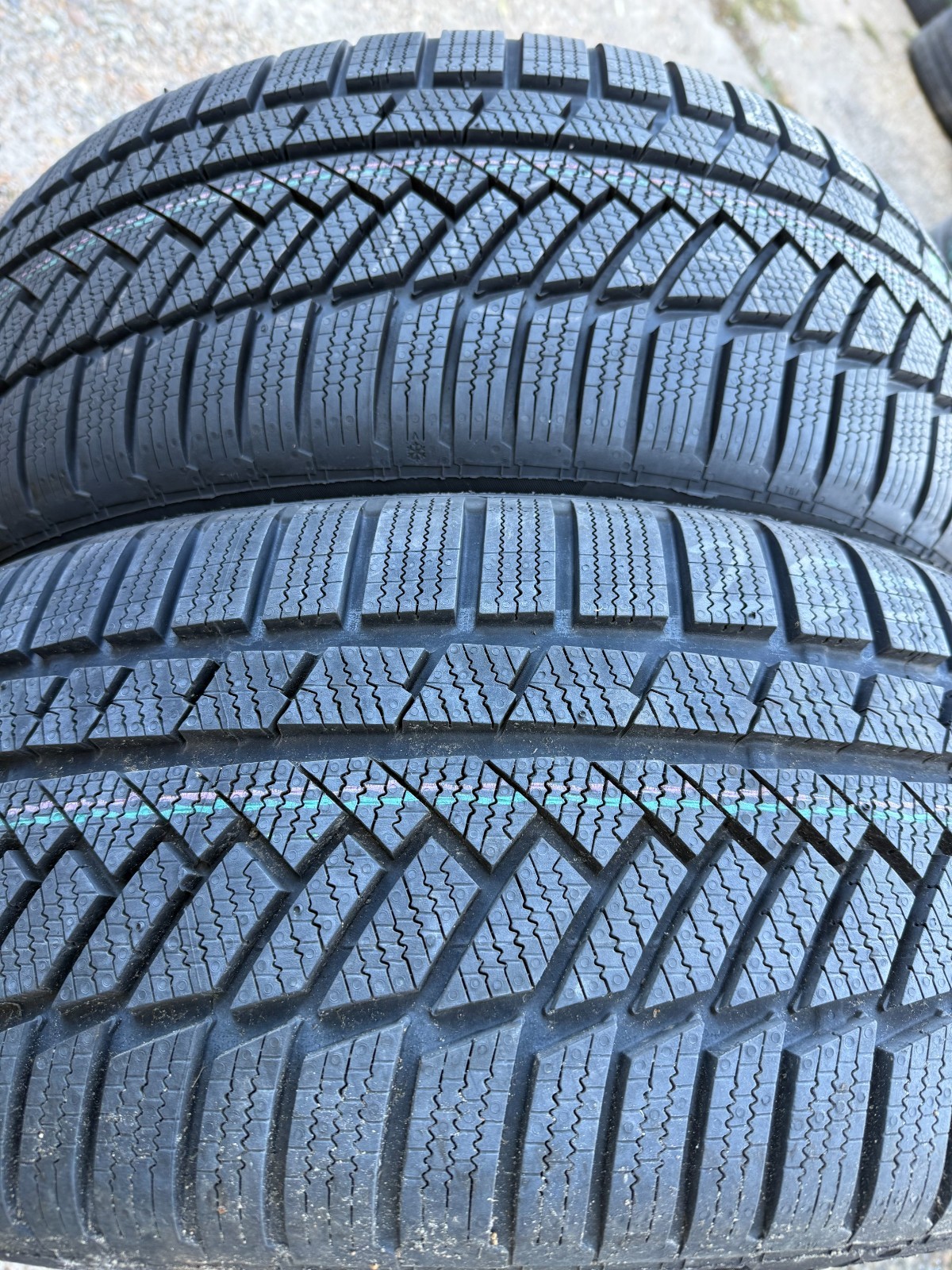 New 255 45 20 Continental, Winter, M+S, 101T, x1 Tyre (F1_tyres) FOB YD276
