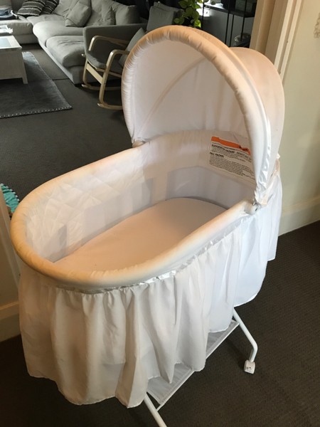 4baby charli bassinet