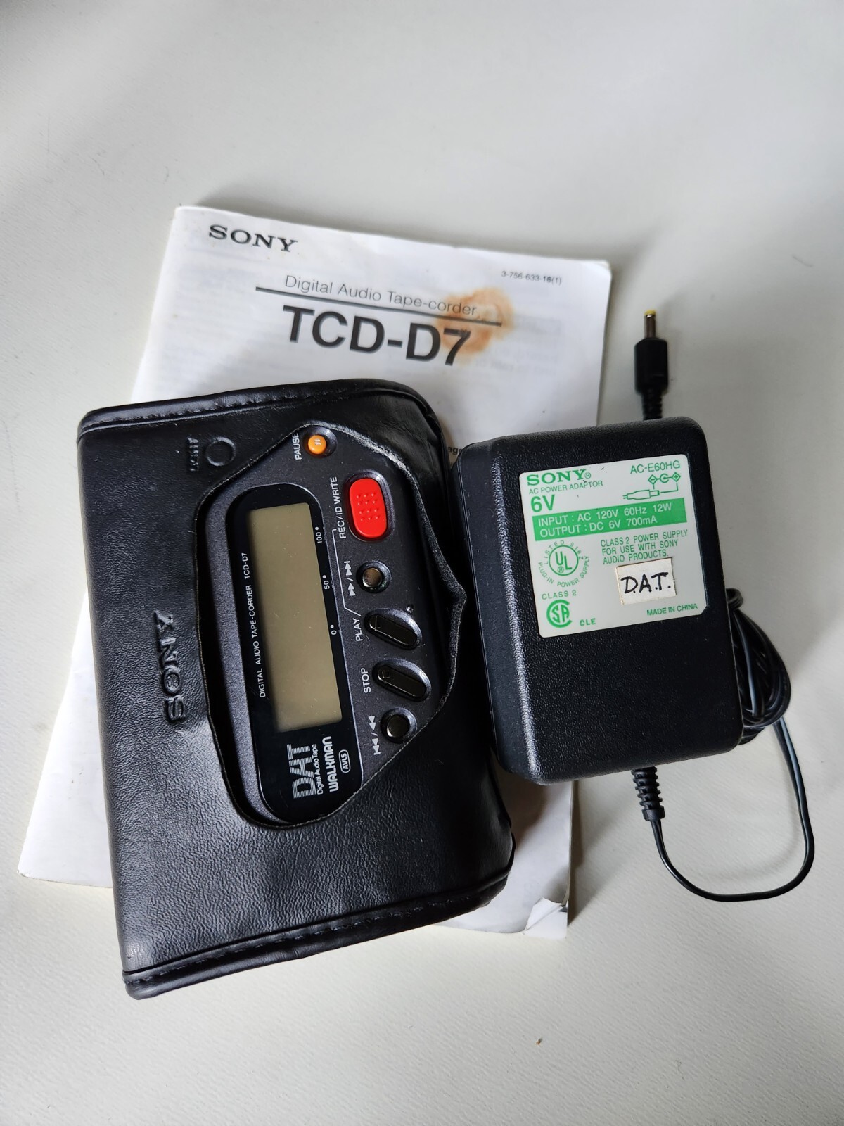 SONY TCD-D7 DATウォークマン ポータブル DAT プレイヤー AUDIO