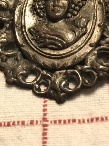 Antique Victorian Jwelry Metal Pin Brooch Ladys Head