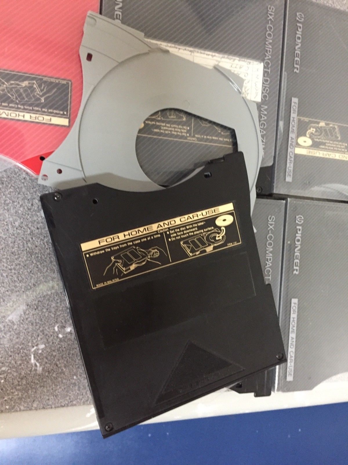 9 Pioneer  6 Six Compact Disc Black Red White Magazine Cartridges PRW 1141