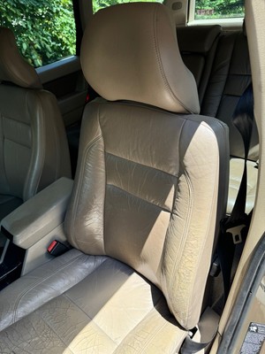 image 2 of interior