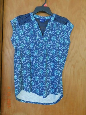 North Crest Sleeveless Blouse----Size Small
