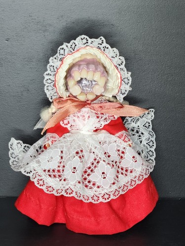 ooak custom gothic creepy horror dolls - Sarah Nommer
