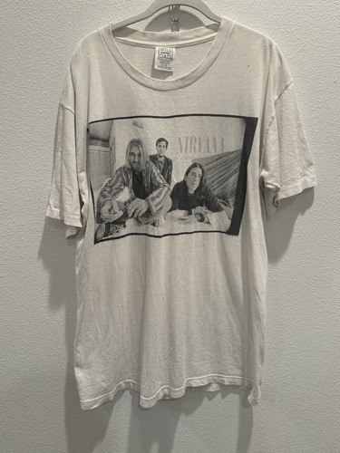 VINTAGE NIRVANA SHIRT L 1996 Wild Oats Kurt Cobain vestibule VINTAGE NIRVANA SHIRT L 1996 Wild Oats Kurt Cobain vestibule