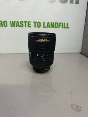Nikon ED AF-S NIKKOR 28-70mm f/2.8 D Zoom Lens