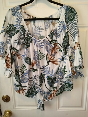Pineapples Brand Women's size XL Foliage Rayon Top designed in Hawaii P1180