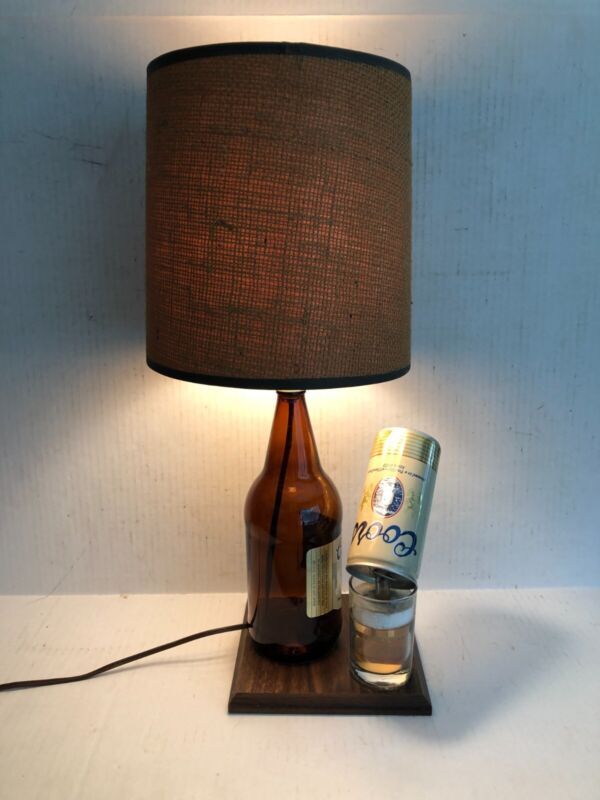 Coors Beer Bottle w/Pouring Can into Glass Electric Table Desk Lamp w/Shade