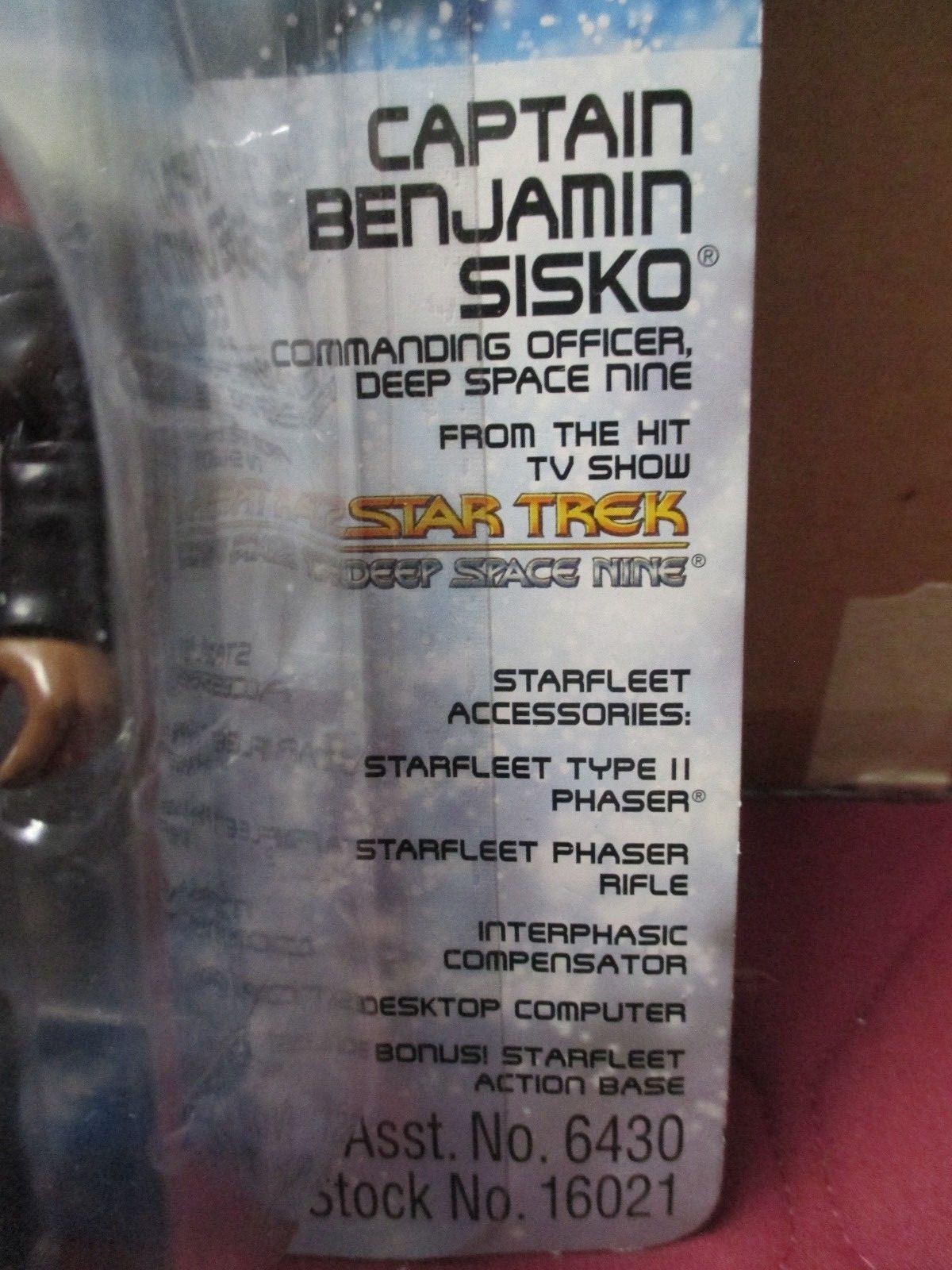 2 STAR TREK FIGURES DS9 CAPTAIN BENJAMIN SISKO & CAPTAIN KURN W/ COLLECTOR CARD