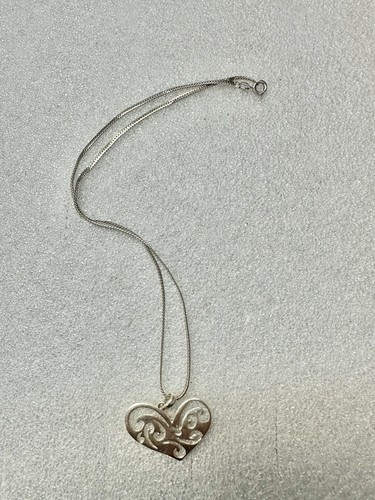 ★送料・関税込★OST★checkerboard heart necklace★ Joias Zanchin Signed On Loop Near Clasp 18” Heart Pendant