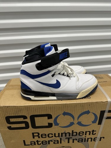 nike air revolution size 12 white blue