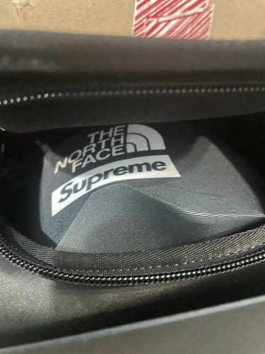 SUPREME THE NORTH FACE SMITH RESCUE GOGGLES (BLACK) SS22 -In Hand