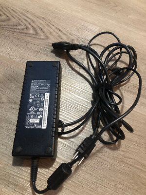 Delta Electronics ADP-135FB B 19V 7.1A 135W AC Adapter Power Supply Charger p74