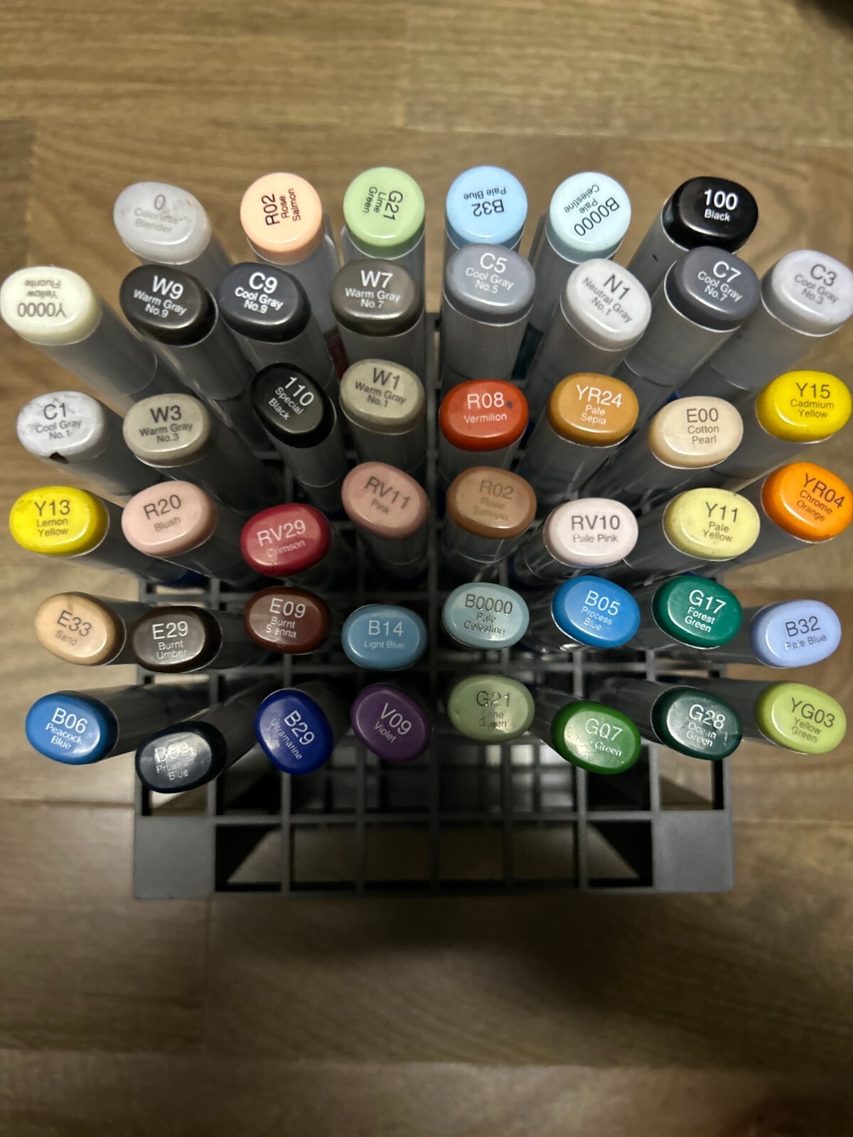 Lot 42 (4 Refills, Nib Tweezers, And Stand) (**some Dry**)
