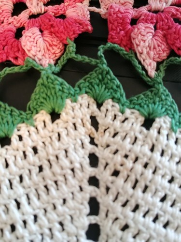 Vtg Round Pink Pansy Flower Crochet Crocheted  Doily 14.5