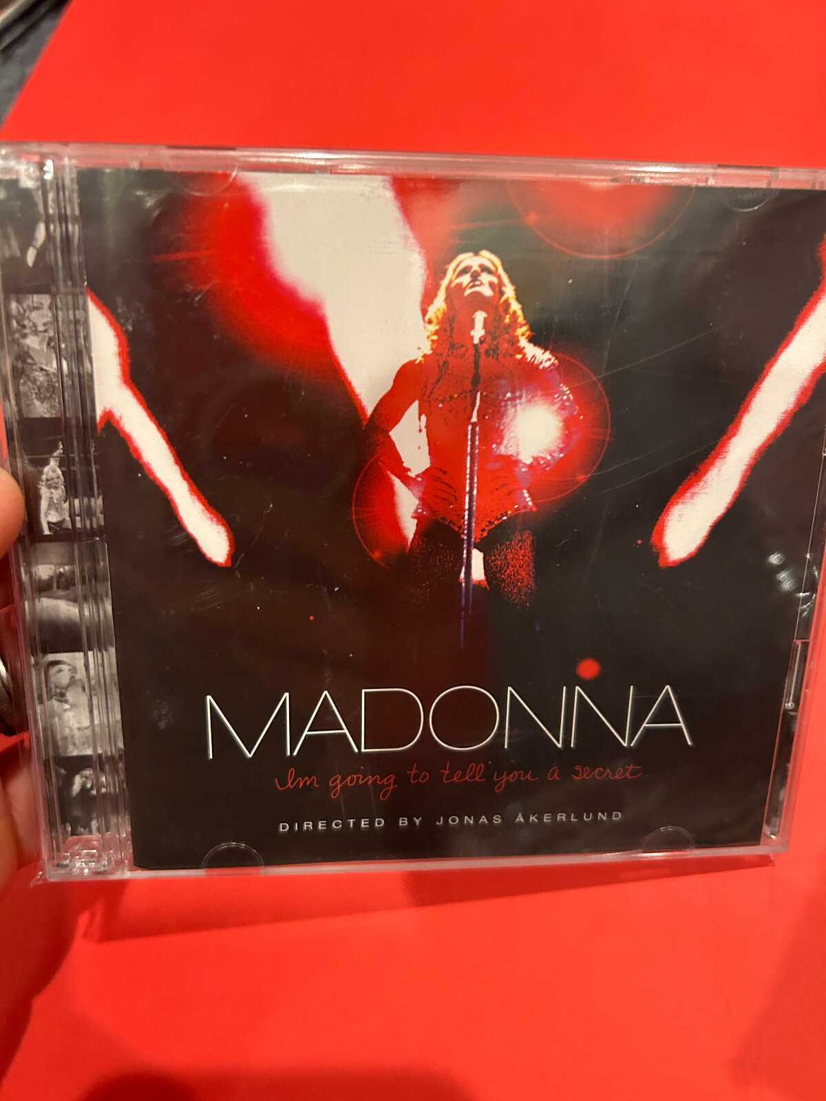 マドンナ　I'm Going To Tell You A Secret　紙ジャケ MADONNA - I'm Going to Tell You a Secret - Amazon.com Music