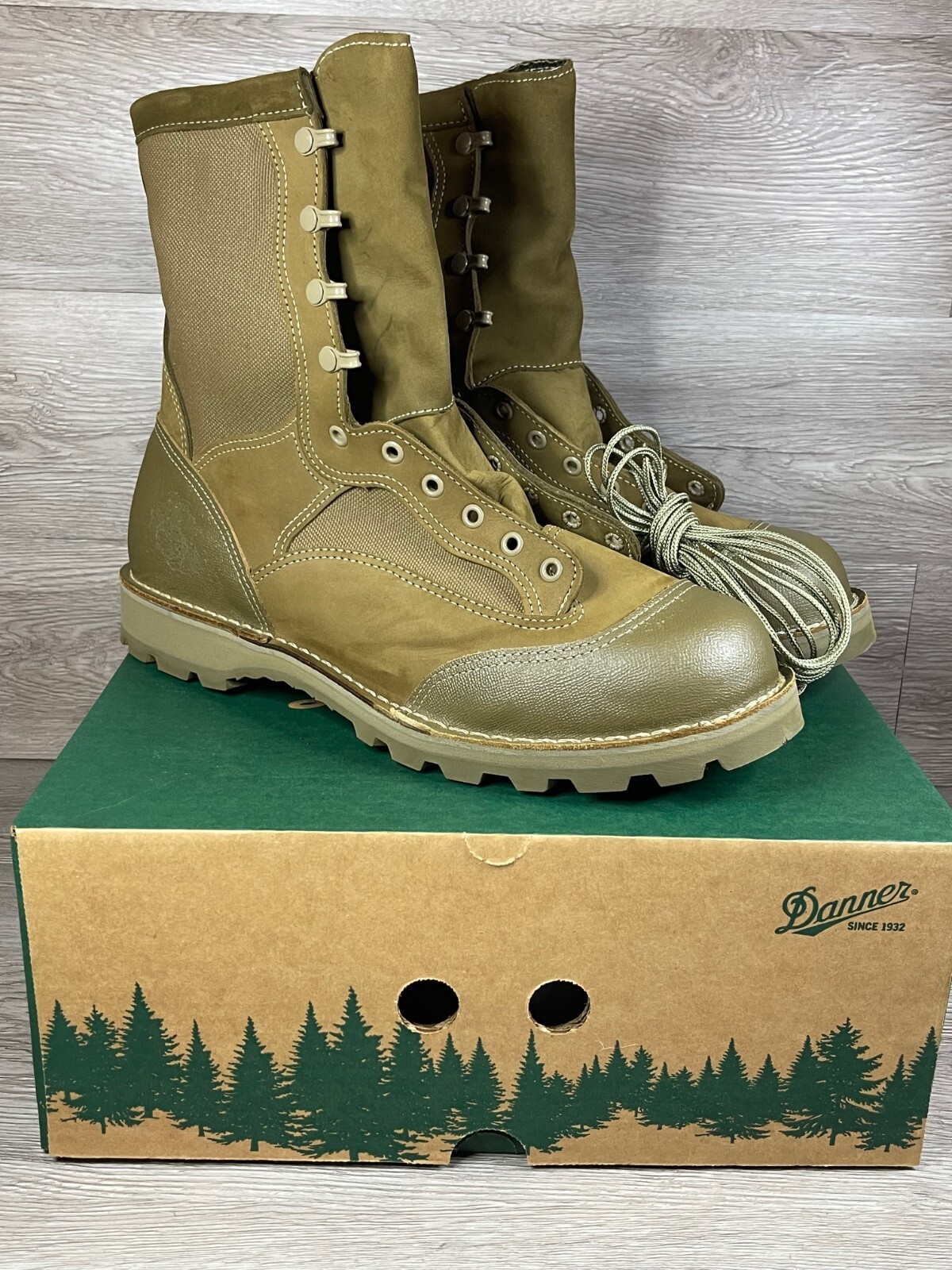 米軍　実物　DANNER GORE−TEX US 9 W 27cm 送料無料 米軍実物DANNER GORE−TEX US 9W 27cm （52）