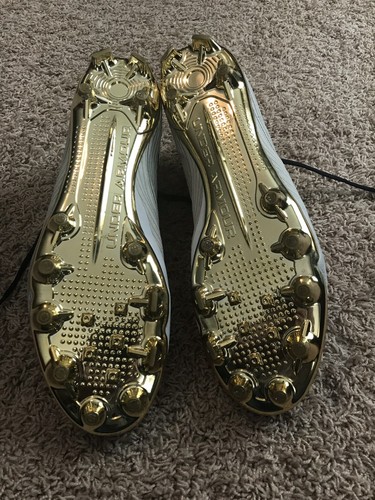 Notre Dame Irish Football Under Armour Team Issued 2018 Cleats Used Size 15 ND