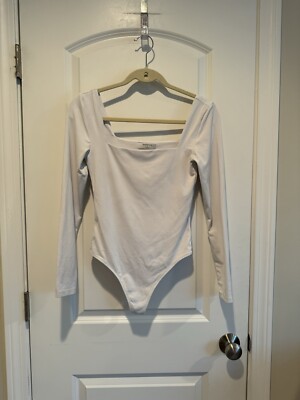 Babaton Aritzia White Square Neck Long Sleeve Bodysuit Size Medium
