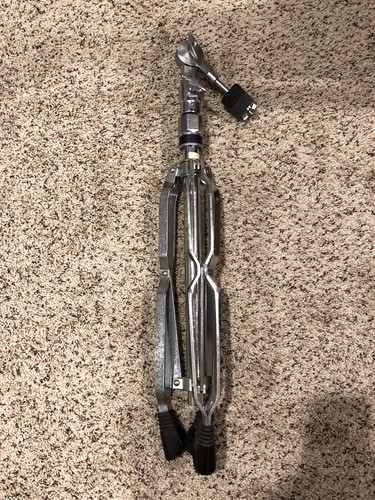 Yamaha heavy duty double braced straight cymbol stand