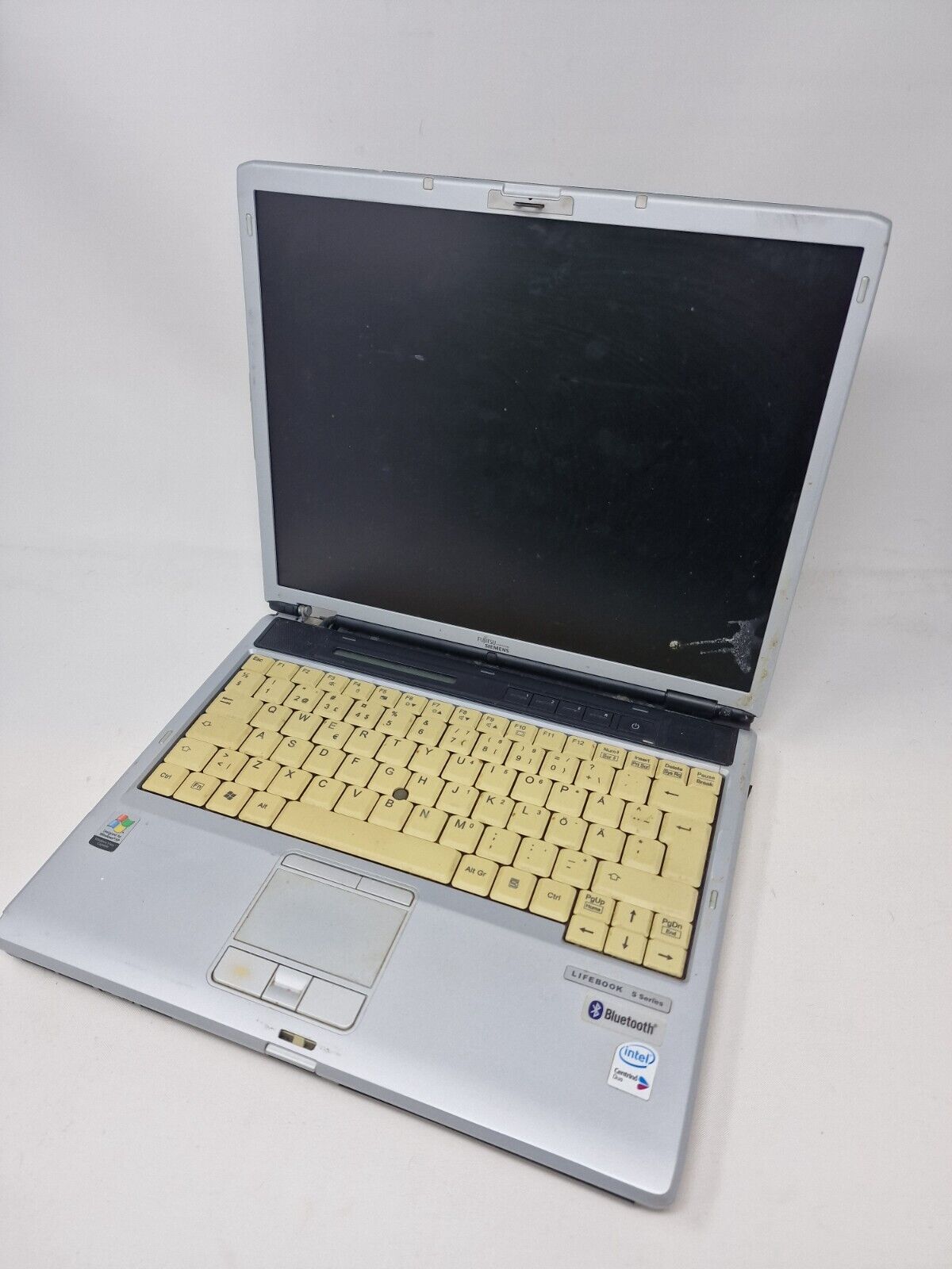 Fujitsu laptop S7110 Core 2 Duo 2Ghz 1GB Windows COA DVD CD-RW WIFI 13.3 Fujitsu laptop S7110 Core 2 Duo 2Ghz 1GB Windows COA DVD CD-RW WIFI 13.3