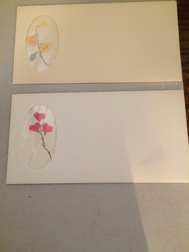 UNIQUE Pressed Flowers Note Paper with envelopes See Description