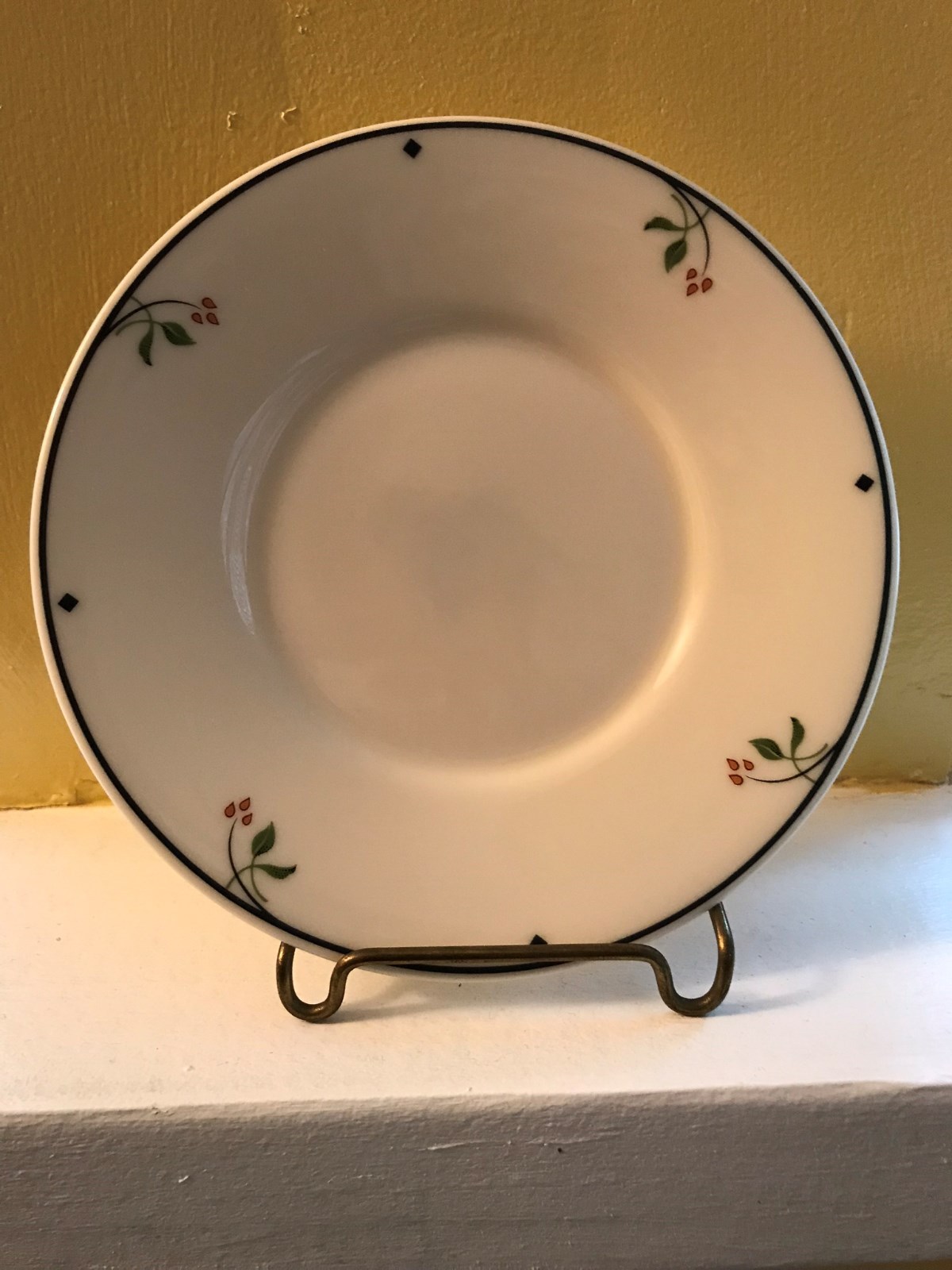Five (5)  Gorham Ariana  Town & Country    Saucers   Fine China Collection