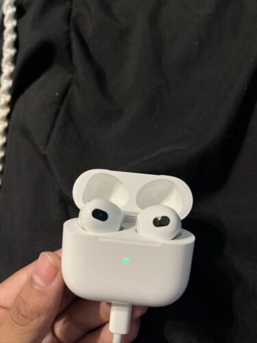 Apple Airpods 3rd Generation with MagSafe Charging Case Apple Airpods 3rd Generation with MagSafe Charging Case