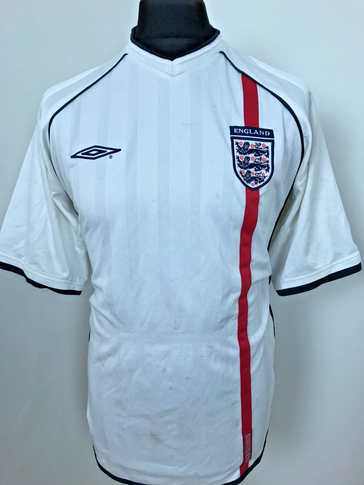 England Home football shirt 2001 - 2003 Vintage Umbro Soccer England Home football shirt 2001 - 2003 Vintage Umbro Soccer