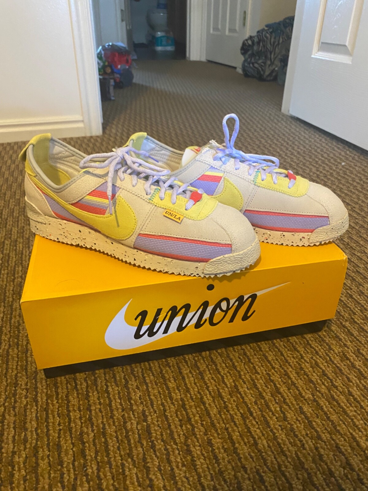 Size 9.5 - Nike Union LA x Cortez SP Lemon Frost | eBay