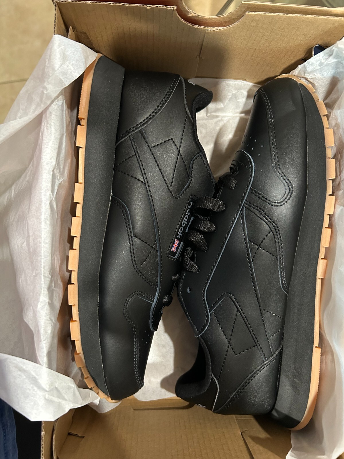 ◆ENCOREE◆CLASSIC COZYPLUS BLACK/CREAM◆SNEAKERS◆ Reebok Junior Classic Leather Running Shoes Size 5 Black