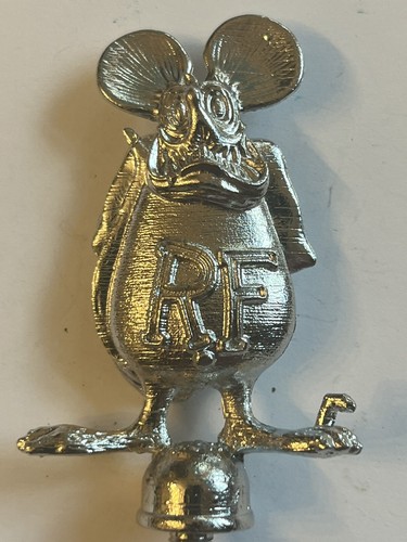 RARE🇺🇸ED ROTH VINTAGE &ldquo;RAT FINK&rdquo;BIKE/CYCLE/RAT/HOT/ROD/CHROME HOOD ORNAMENT