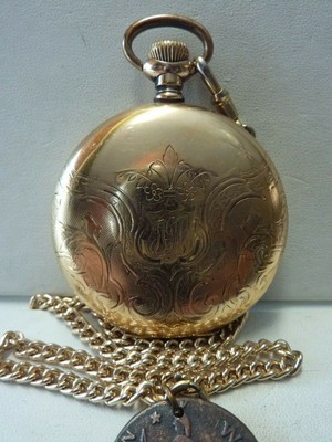 GORGEOUS ELGIN 15 JEWEL ORNATE 16 SIZE HUNTER CASE POCKET WATCH w/ CHAIN & FOB