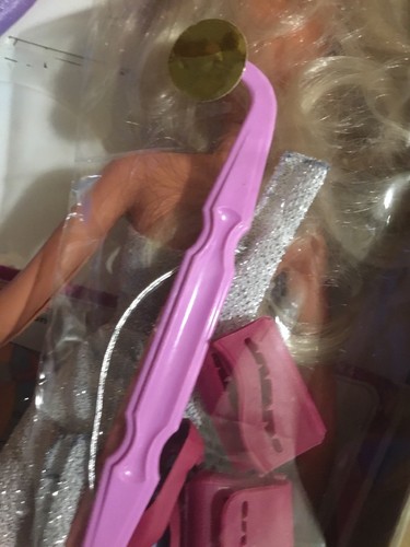 Hasbro 1982 Fashions by Me Clothing Designer Set w/ 13