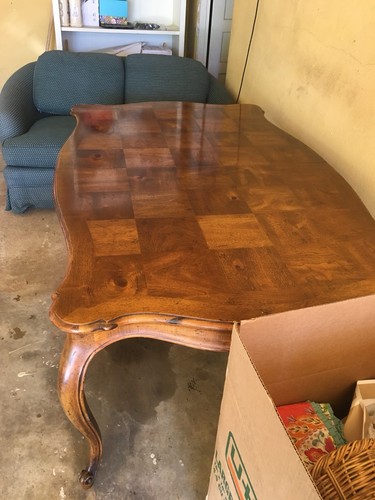 HENREDON Versailles Walnut Dining Room Table W Leaves And Pad Will Ship