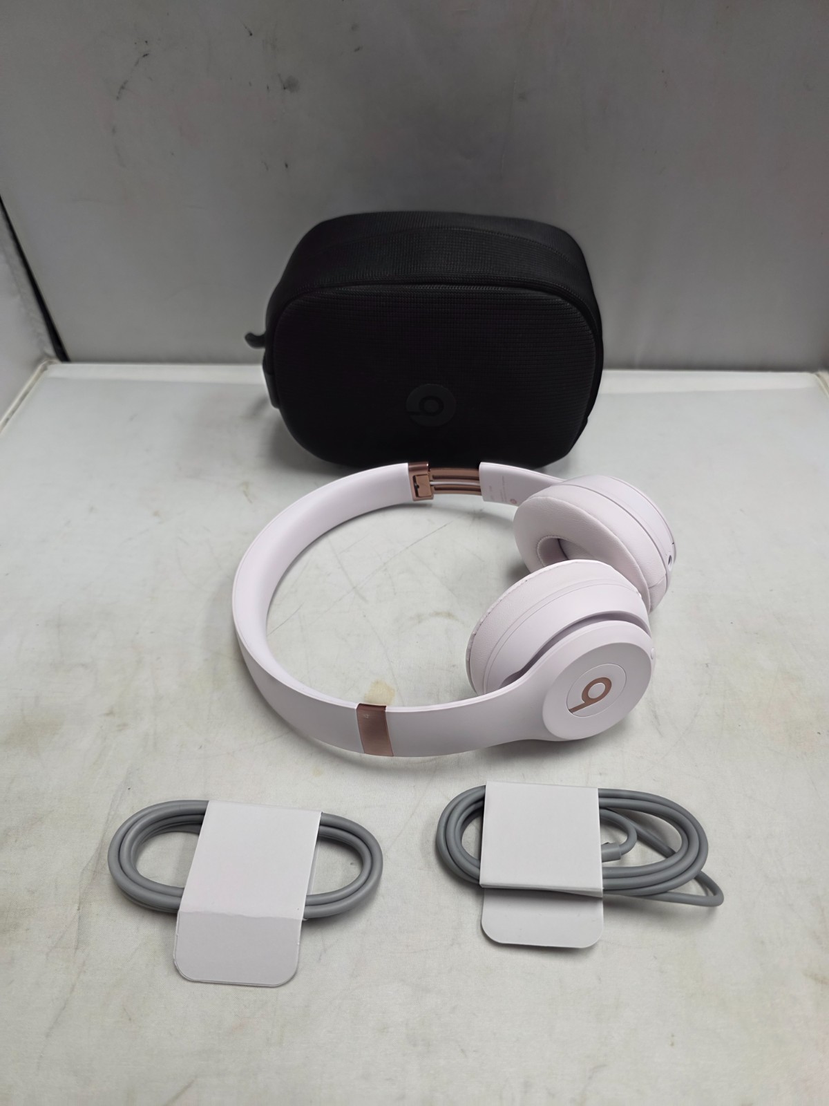 Beats Solo 4 Cloud Pink Wireless Headphones! | eBay