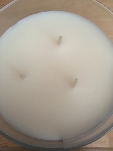 Bath & Body Works Sparkling Icicles Scented Candle 3 Wick 14.5 oz Rare New HTF