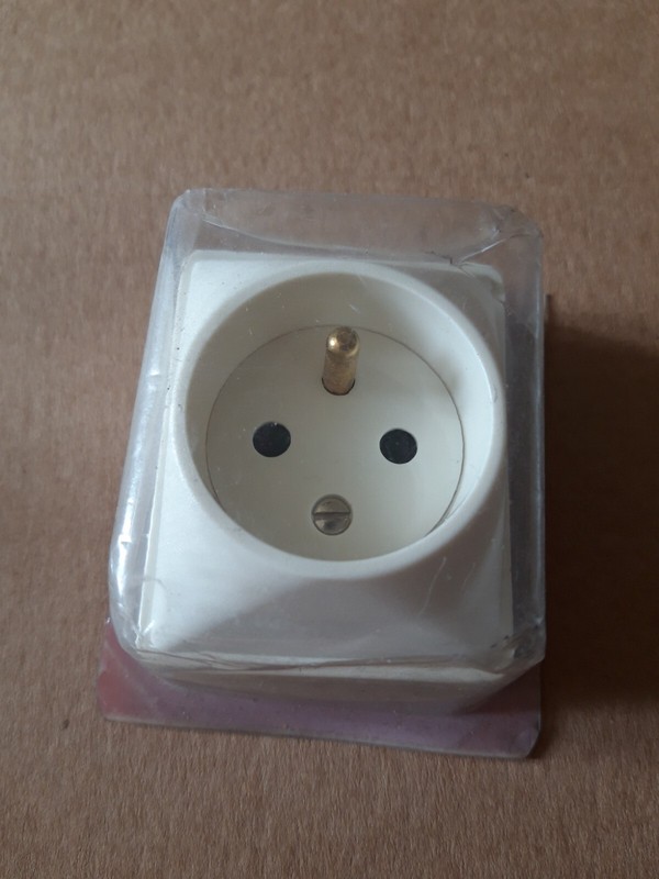 Legrand Galion Prise 2p + T  10/16 A 220 V Eclips De Protection Enfants 