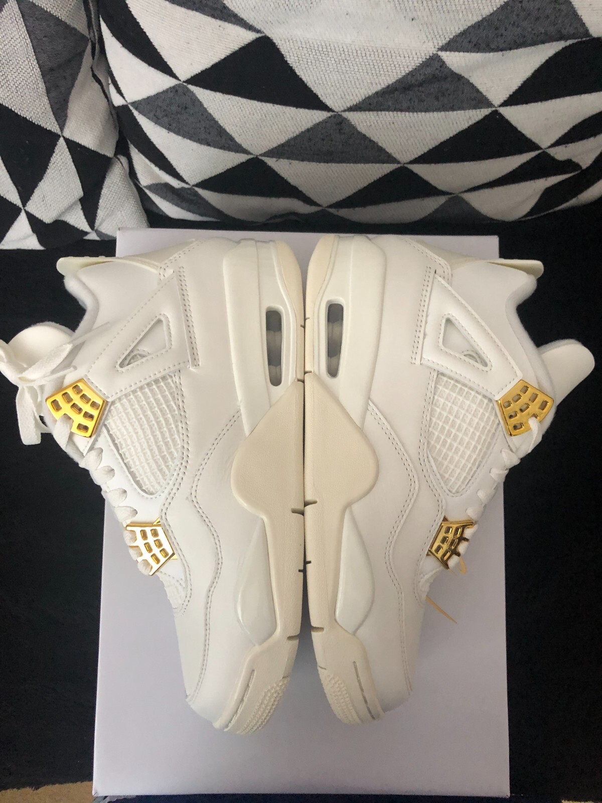 Pre-owned Jordan Size 8.5 - Air  4 Retro Metallic Gold W In White