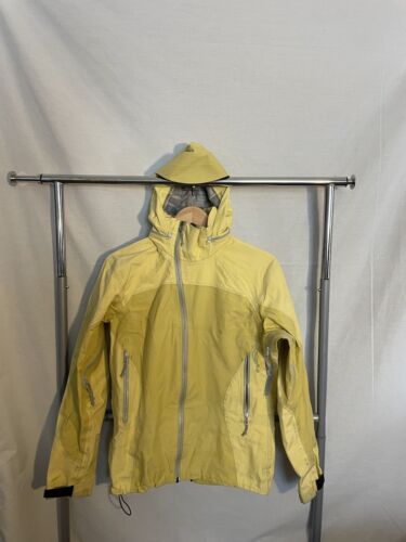 Vintage Two Tone Women's Arc'teryx Sidewinder Gore Tex Vintage Two Tone Women's Arc'teryx Sidewinder Gore Tex