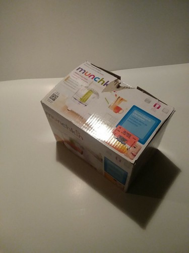 Munchkin Fresh Baby Food Maker finely mash puree fruits and vegetables