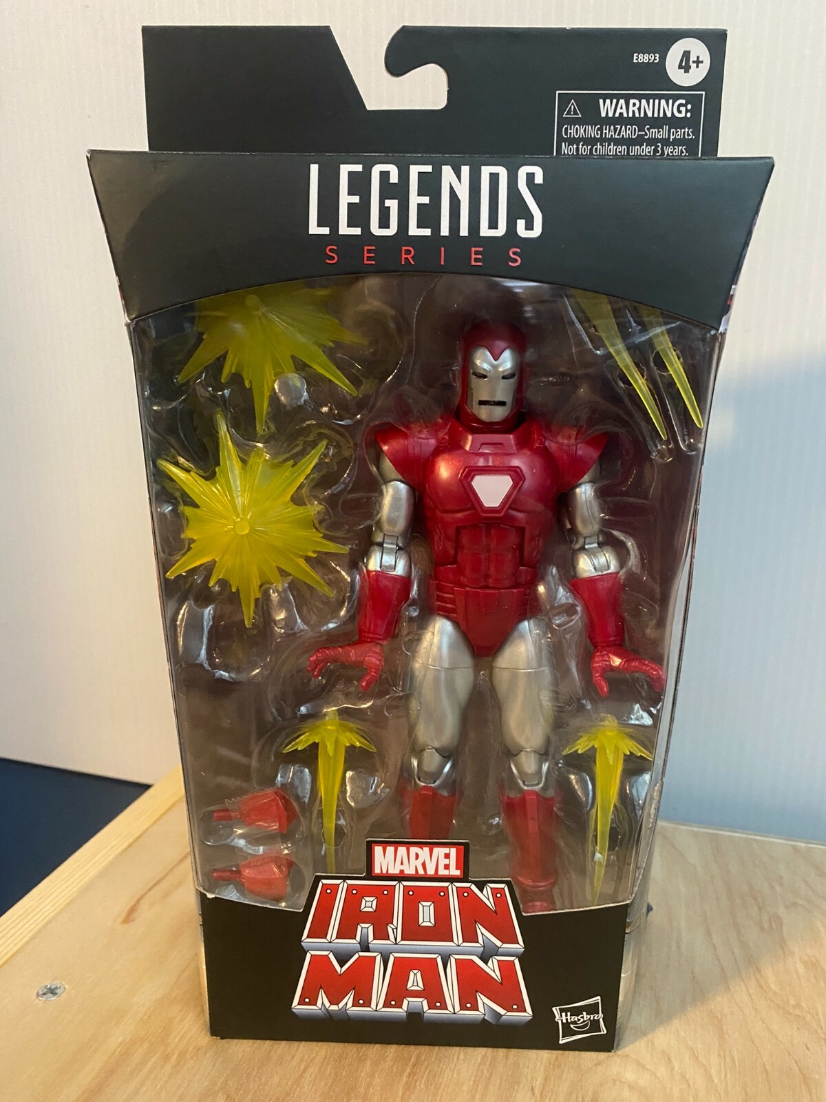 ウォルグリーン限定 アイアンマン シルバー・センチュリオン　マーベルレジェンド MARVEL LEGENDS Iron Man SILVER CENTURION Walgreens Exclusive
