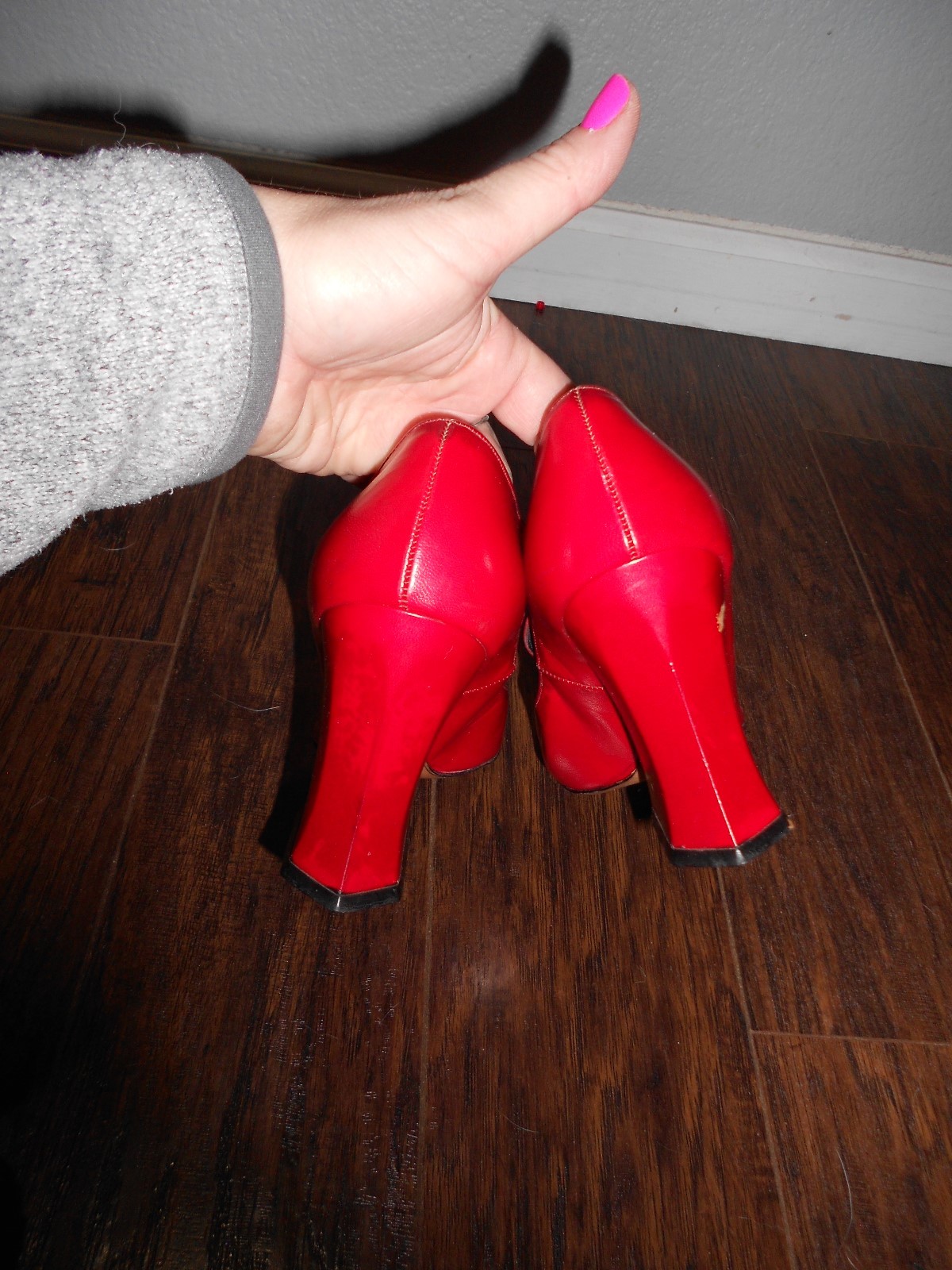 Vtg. Wms 1960s Fred Slatten Carmo Platform Heels sz 8 M 60s Shoes heart front