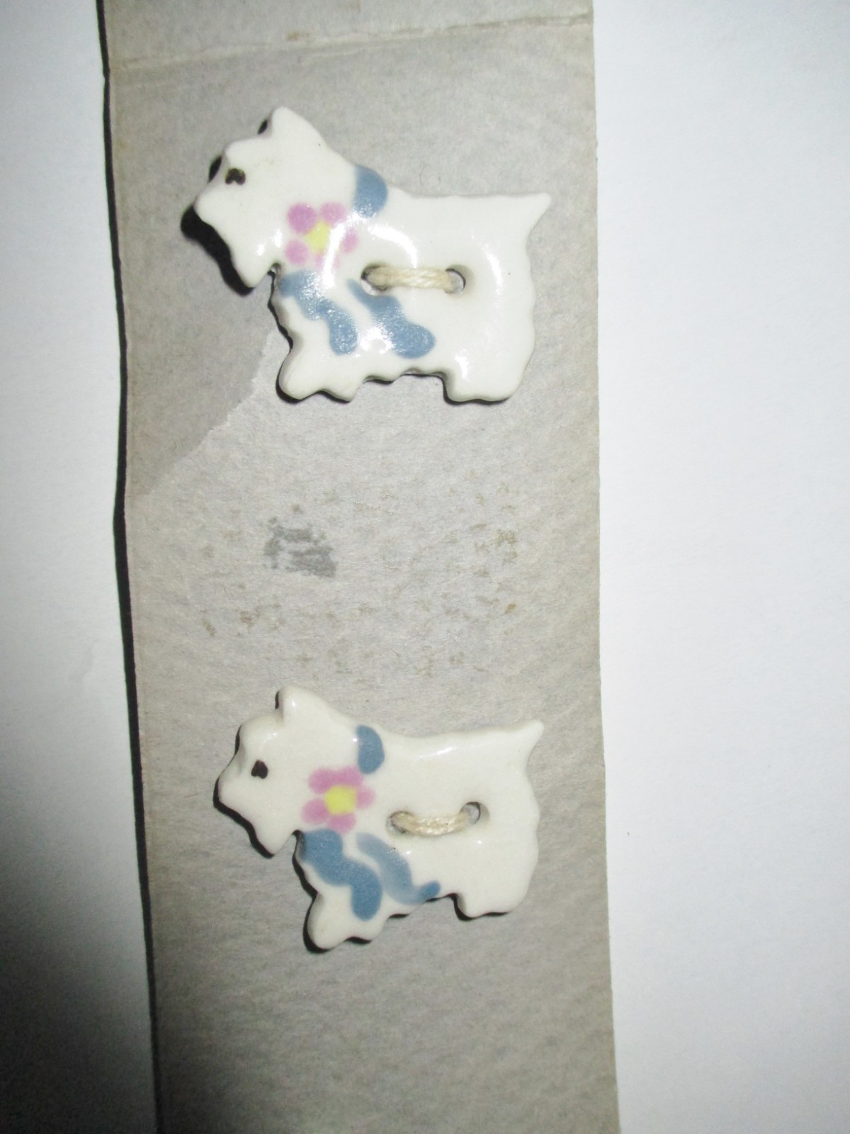 NEW 3 Hand Made Painted Glazed 2 Hole Flat Ceramic Scottie Dog VTG Buttons, CUTE