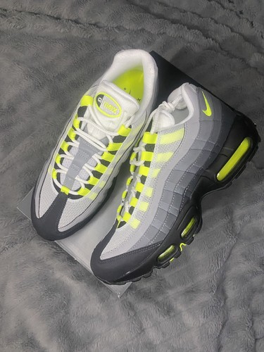 Nike Air Max 95 OG 2020 - Neon UK 7 / US 8 | eBay Nike Air Max 95 OG 2020 - Neon UK 7 / US 8 | eBay