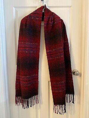 Abercrombie & Fitch	Scarf	Red and Blue